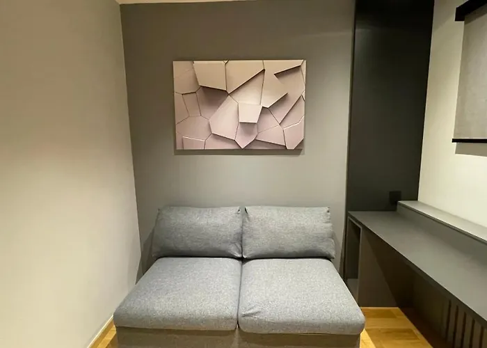 Moderna Vracar - New