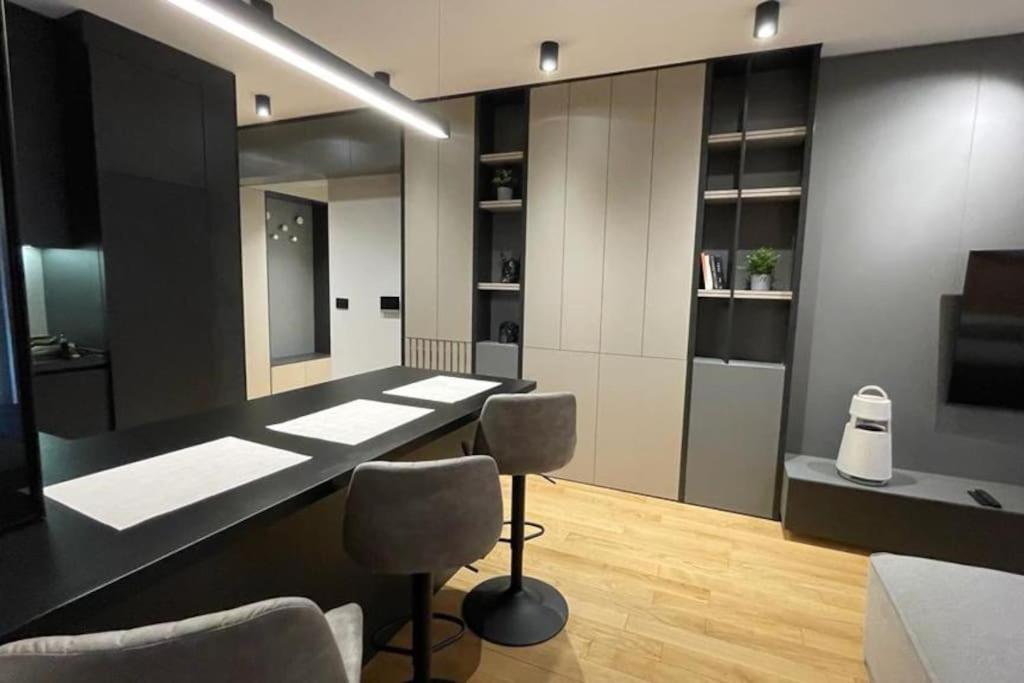 Moderna Vracar - New *